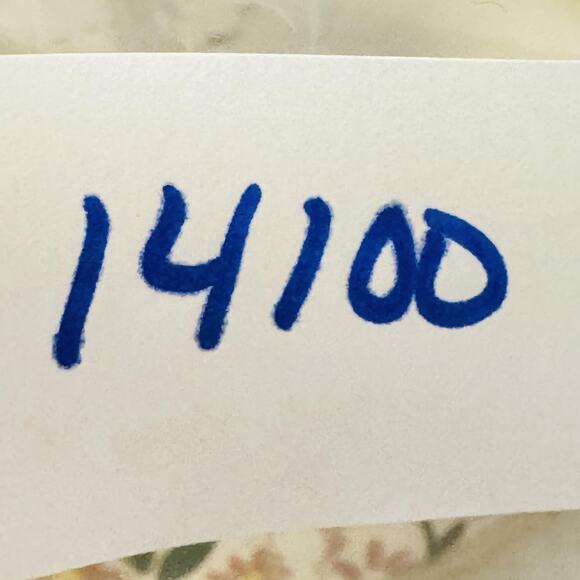 Born Shoes Womens 10 Gold Strappy Leather Sandals Comfort Flat F68110 Summer - Picture 11 of 11